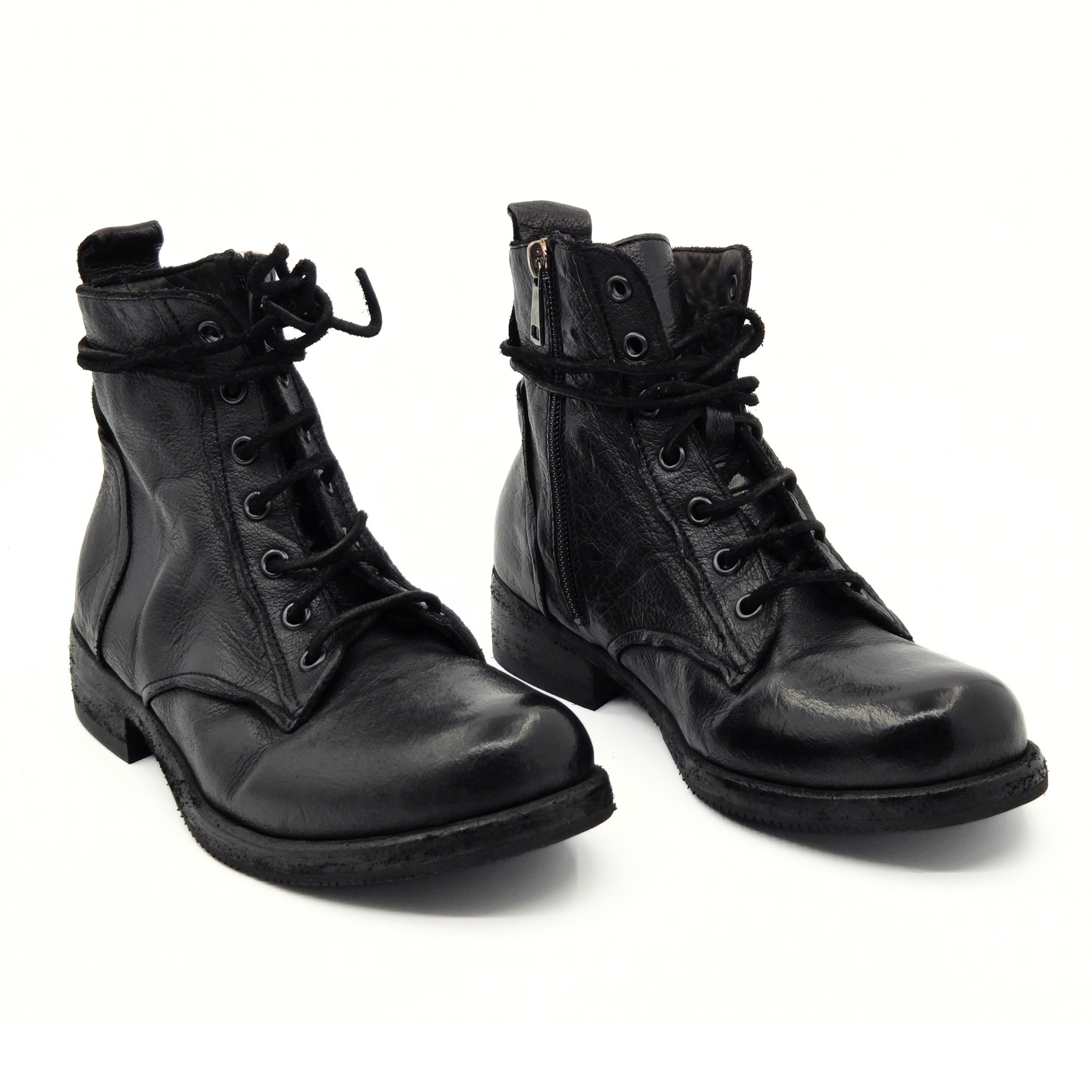 Stivaletto in Pelle di Bufalo - Nero