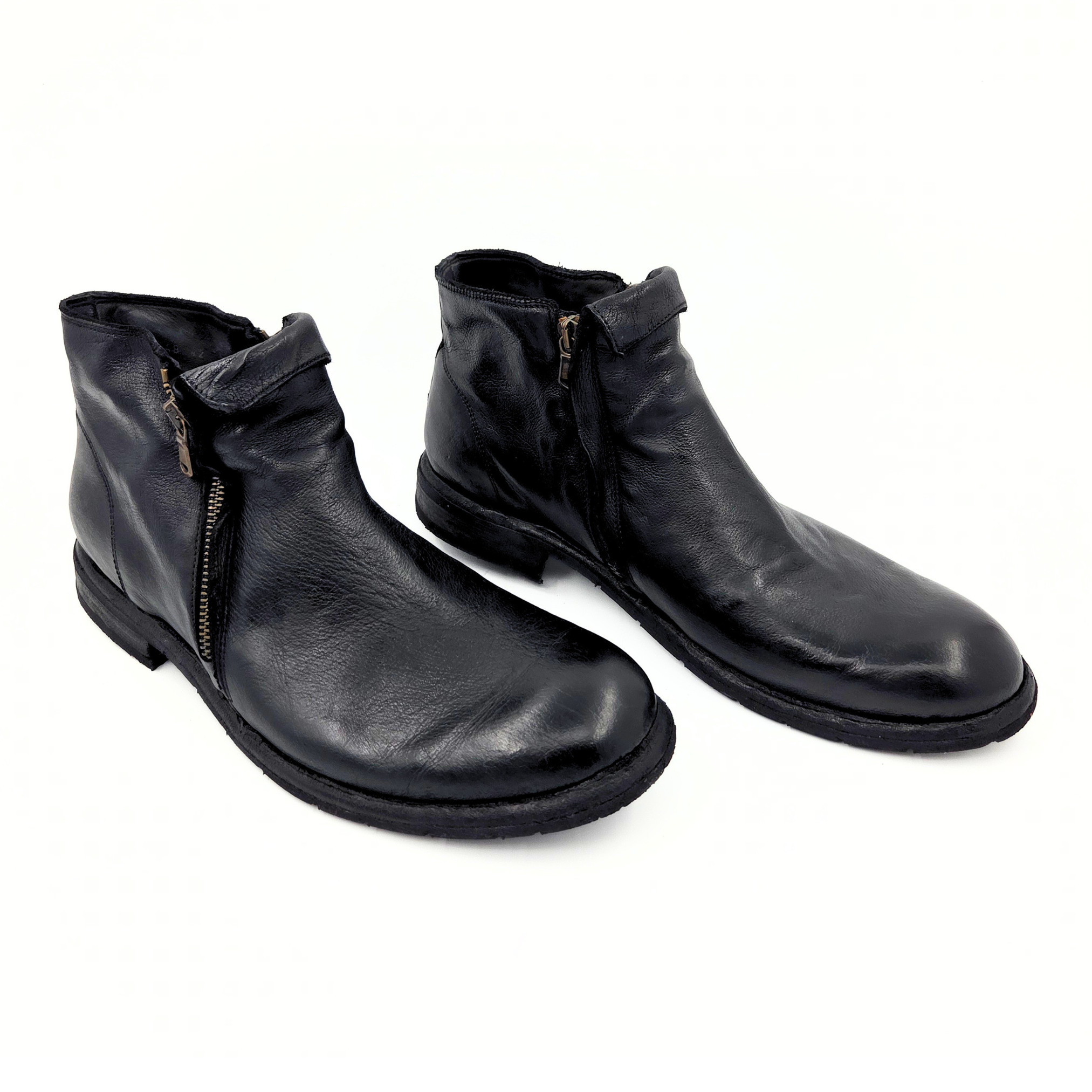 Stivaletto con Doppia Zip – Nero